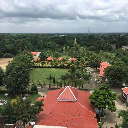 Ellora Heritage Resort Buitenkant foto